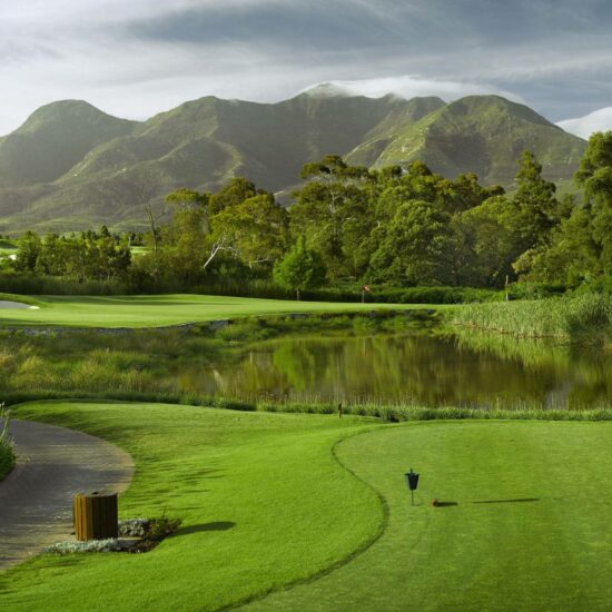 Luxury-Safari-Golf-course-south-africa-euphoria-golf-tours